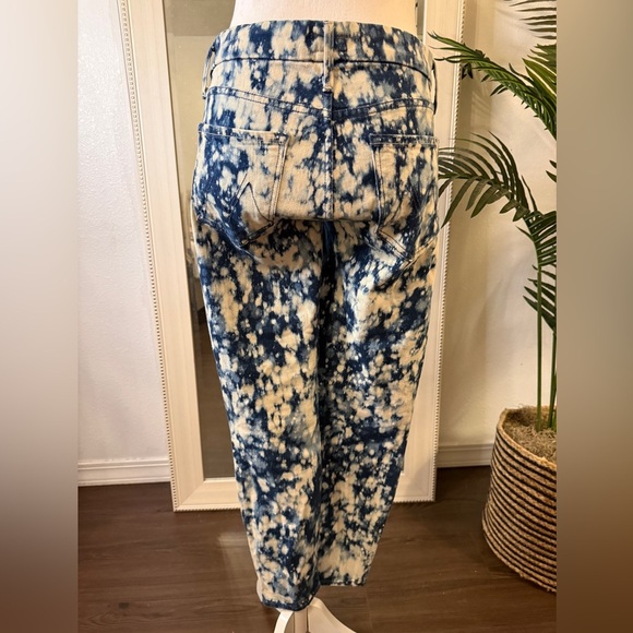 MOTHER The Looker Ankle Jean in Hot Spot Wash - Picture 3 of 8